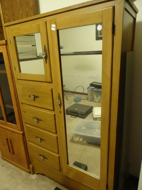 lot 228 image: Vintage Wood Cabinet. 4 Drawers,