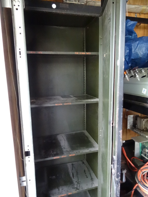 lot 268 image: Metal 1 door cabinet