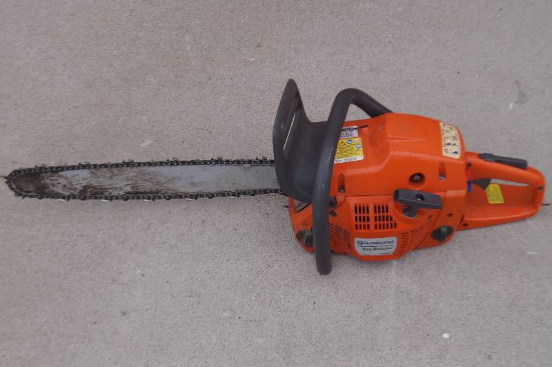 lot 2 image: Husqvarna Chainsaw