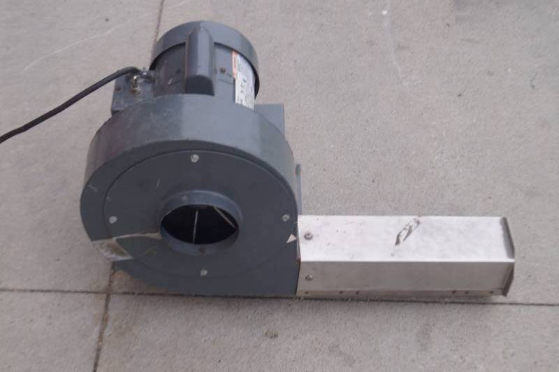 lot 3 image: Dayton Blower Motor