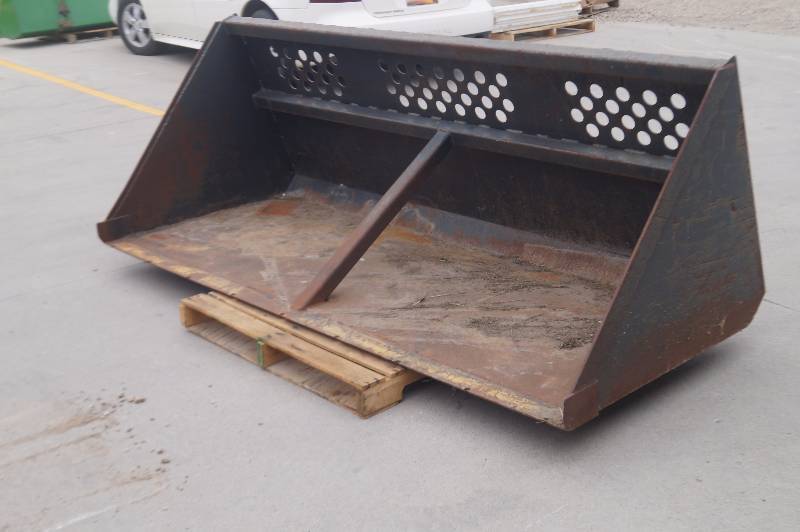 lot 55 image: Skid Steer Bucket