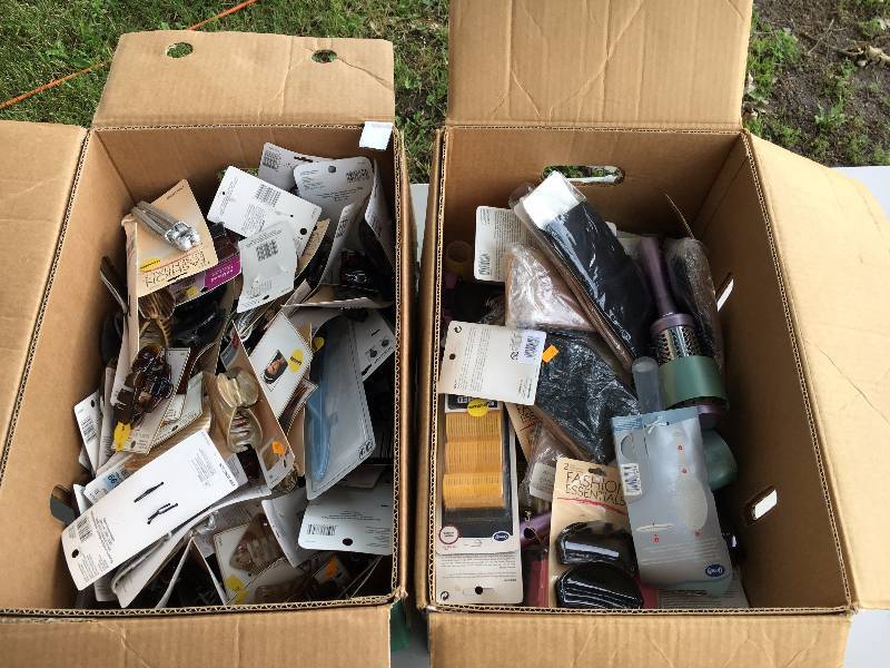 lot 30 image: Lot of Haircare Products