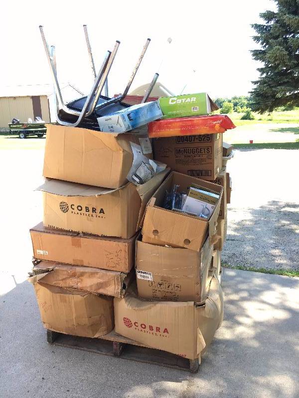 lot 65 image: Pallet of Chairs, AV Cables, PC Gaming, Optics, Etc.