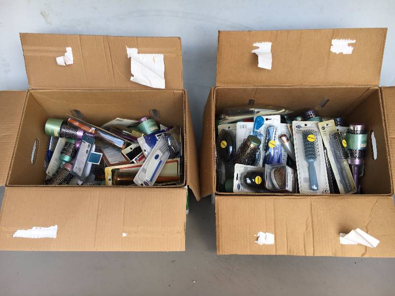 lot 99 image: Lot of Haircare Products