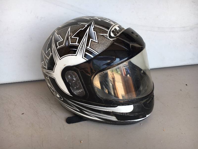 lot 122 image: HJC Snowmobile Helmet Size Medium