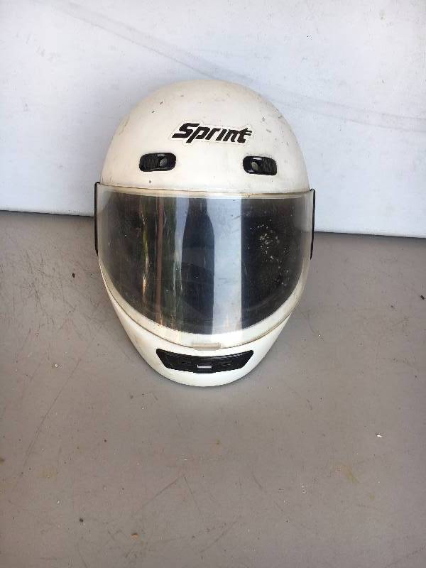 lot 123 image: Sprint Helmet Size Medium