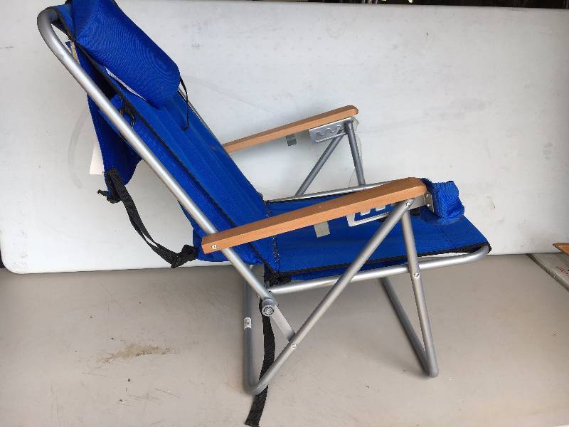 lot 126 image: Backpack Chair