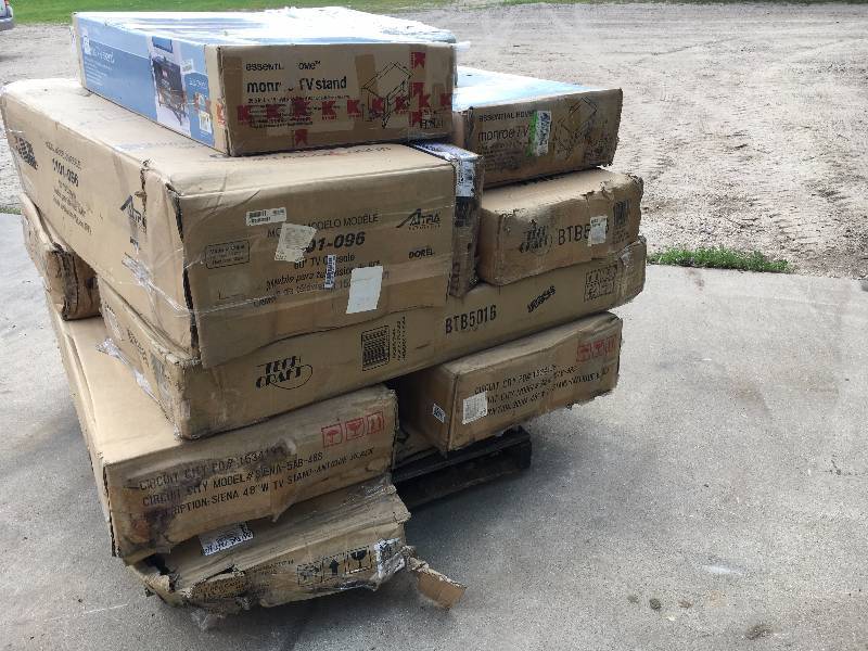 lot 138 image: Pallet of TV and Entertainment Stands