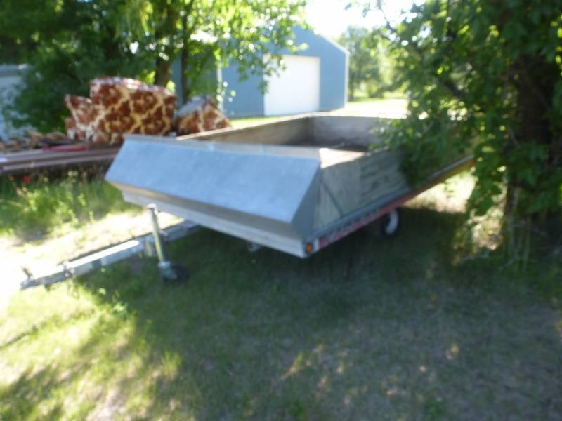 2000 Snowmobile Trailer