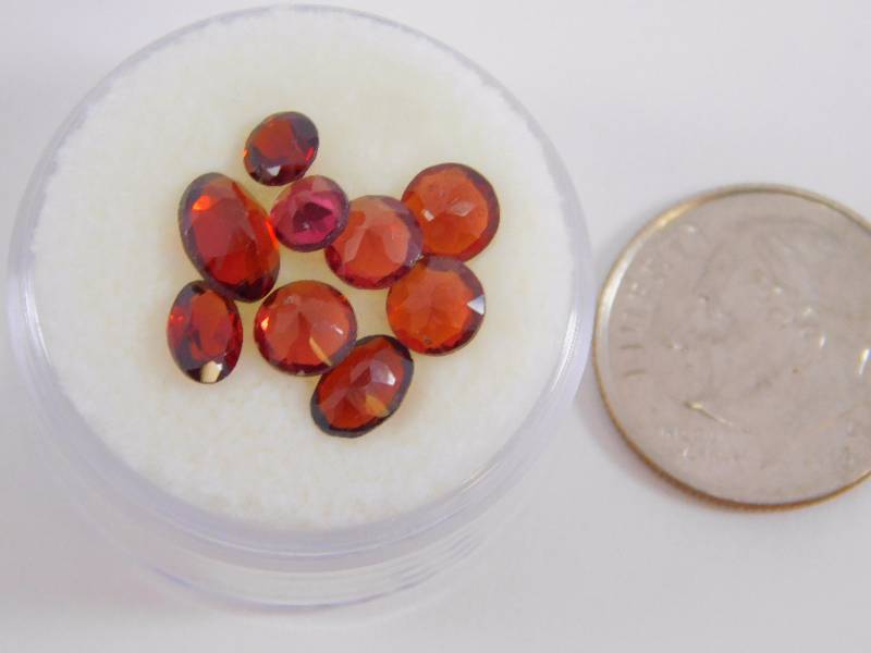 (9) Garnet Gemstones 4.9 ct