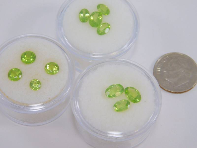 (11) Peridot Gemstones 6.21 ct.