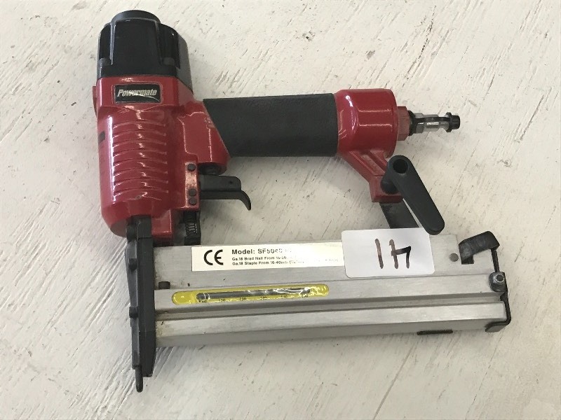 lot 41 image: Coleman 18gauge Brad Nailer ...