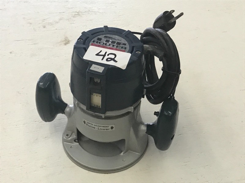 lot 42 image: Powr-Kraft 1HP Router ...