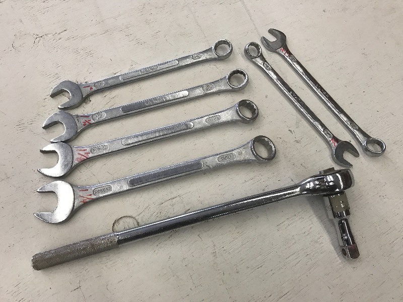 lot 59 image: Lot Of Wrenches & 34 Ratchet, Wre...