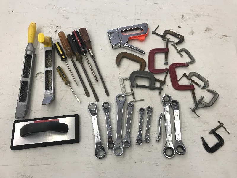 lot 62 image: Box Of Assorted Ratchet Wrenches, ...