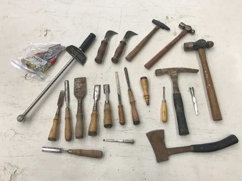 lot 63 image: Box Of Assorted Vintage Lathe Tool...