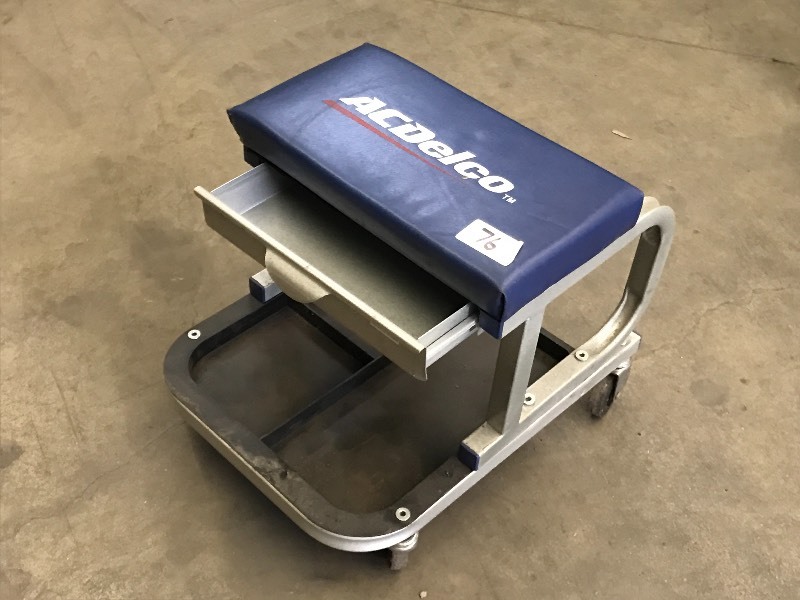 lot 76 image: AC-Delco Rolling Mechanics Stool ...