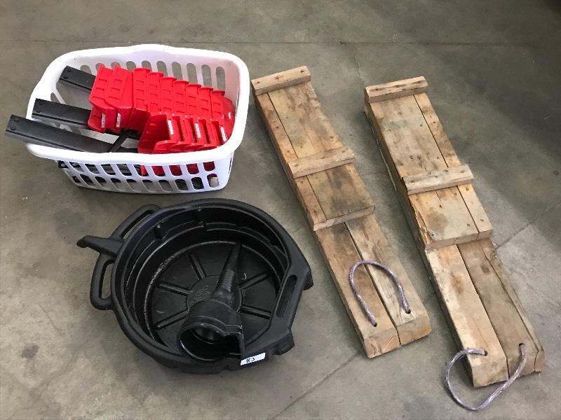 lot 83 image: Lot Of Oil Pan & Funnel, Wooden Ca...