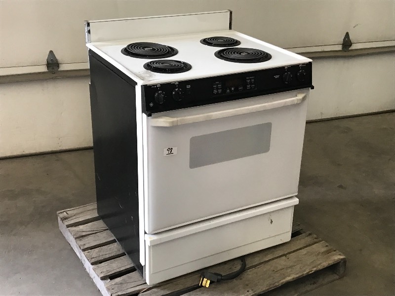 lot 98 image: GE 4-Burner 230Volt Electric Range,...
