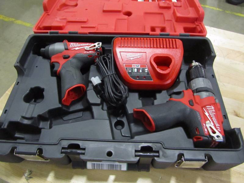 lot 71 image: Milwaukee M12 FUEL 12-Volt Lithium-Ion 12 in. Hammer DrillDriver and Impact Combo Kit