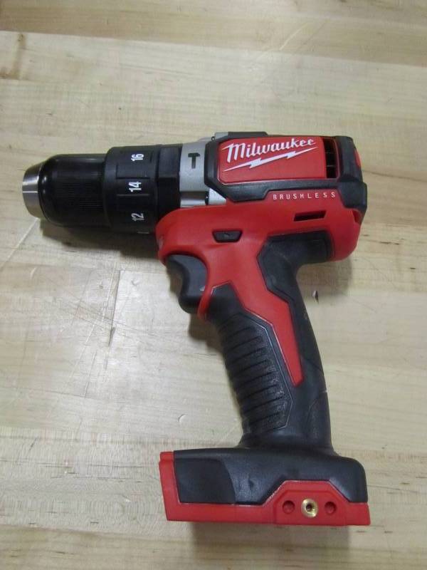 lot 75 image: Milwaukee M18 18-Volt Lithium-Ion Cordless Compact Brushless Hammer DrillImpact Combo Kit (2-Tool)