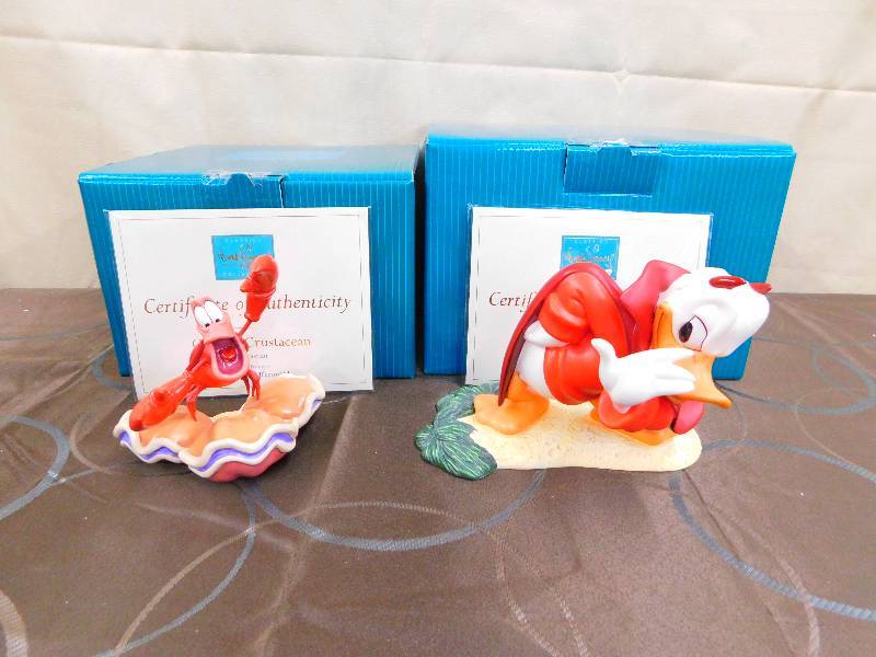 lot 414 image: CLASSICS WALT DISNEY COLLECTIONS FIGURINES