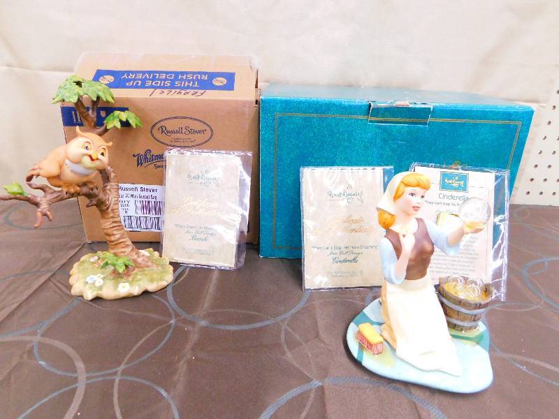 lot 415 image: CLASSICS WALT DISNEY COLLECTIONS FIGURINES