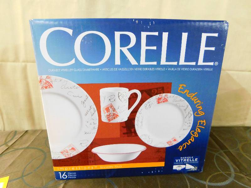 lot 430 image: CORELLE 16 PC DISH SET