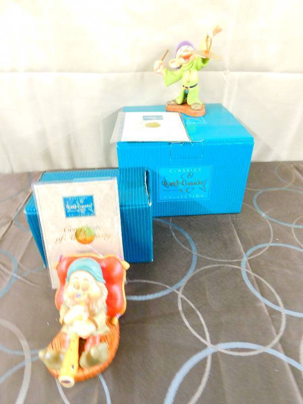 lot 473 image: CLASSICS WALT DISNEY COLLECTIONS FIGURINES