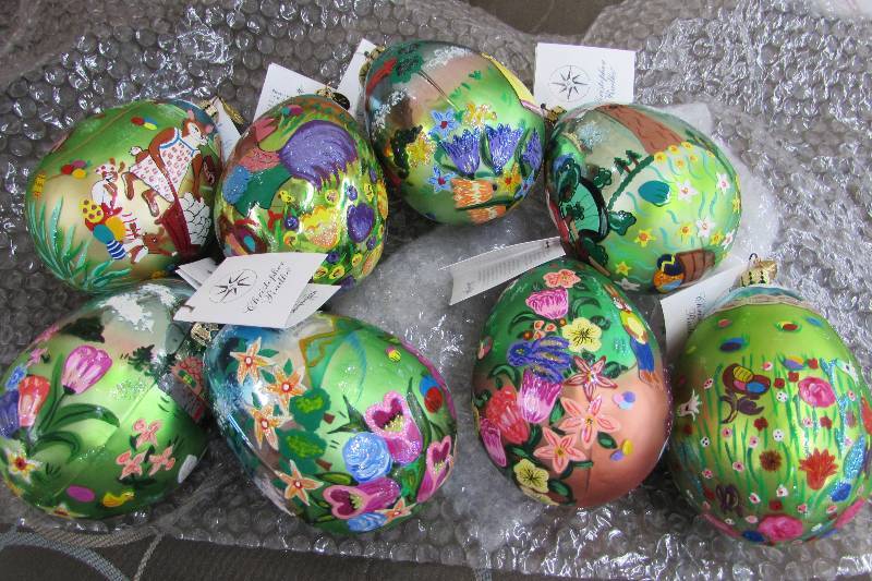 lot 528 image: CHRISTOPHER RADKO HOLIDAY ORNAMENTS