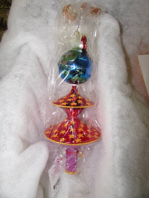 lot 535 image: CHRISTOPHER RADKO HOLIDAY TREE TOPPER ORNAMENT
