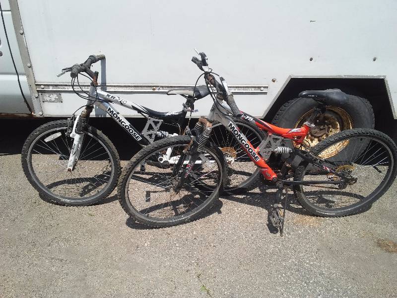 lot 25 image: Mongoose XR-75 Bikes (2) 21 Speed, 21 -22 in.