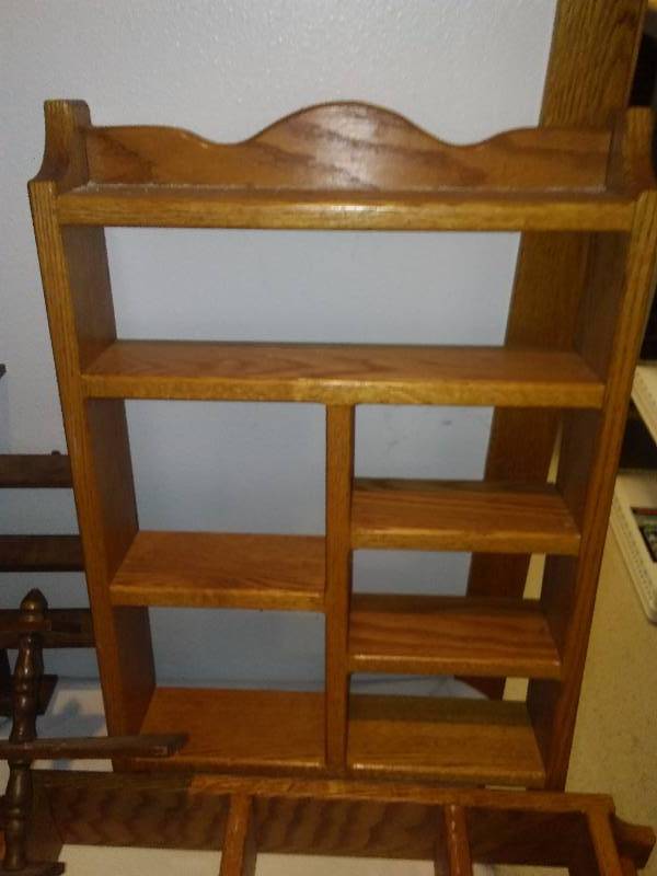 lot 49 image: Wood Display Shelves (4), Oak (2) Other (2)