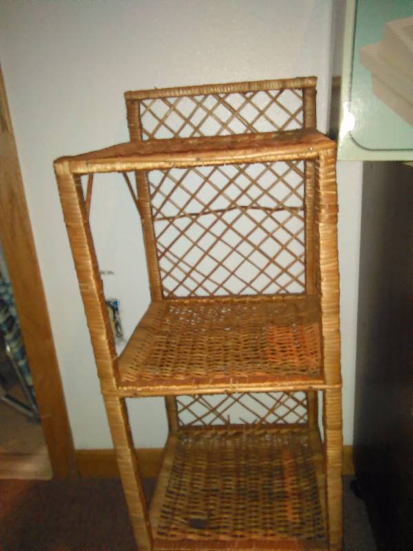 lot 106 image: Wicker Stand, Utility Cart and Humidifiers (2)