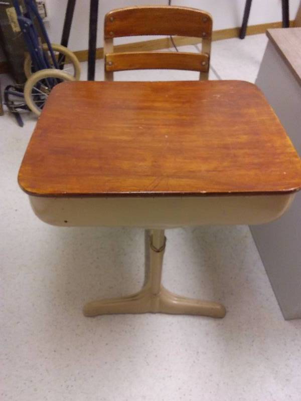 lot 131 image: Vintage Metal and wood Student Desk, 3 drawer metal file cabinet