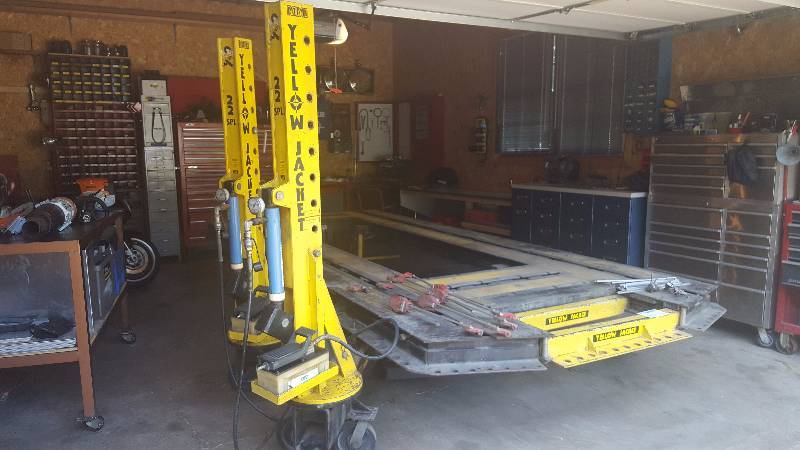 lot 202 image: MMI Yellow Jacket 22 Special 15 Foot Frame Rack