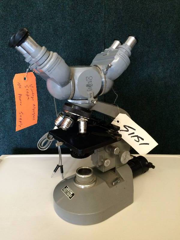lot 34 image: Wow Super Retro Cool Vintage Olympus Dual Head Teaching Binocular Microscope With 4 Objectives - Needs Power Supply - Unable to Test