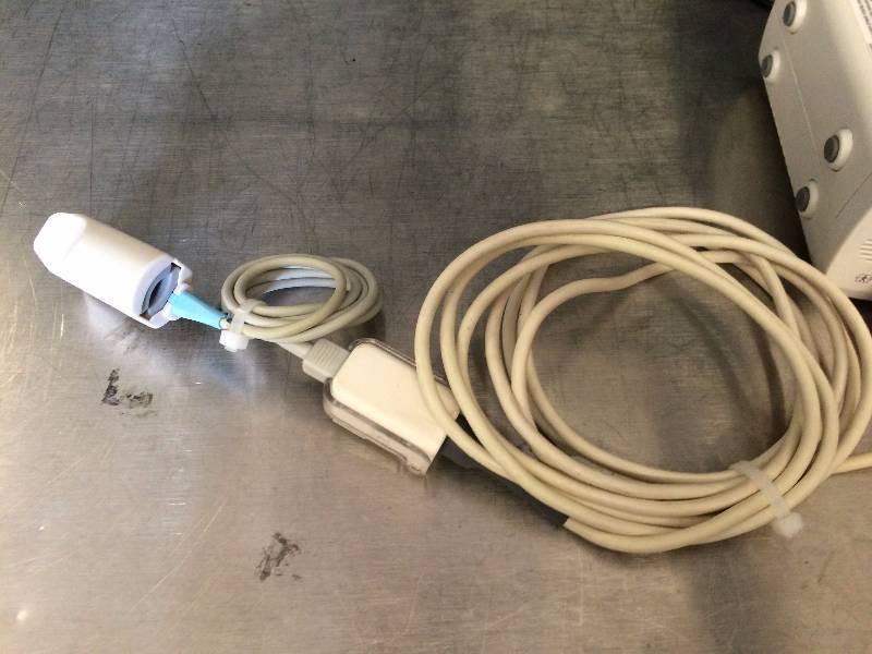 lot 38 image: Retails New $3000 Masimo Set Rainbow Pulse Oximeter Rad 87 With Cables