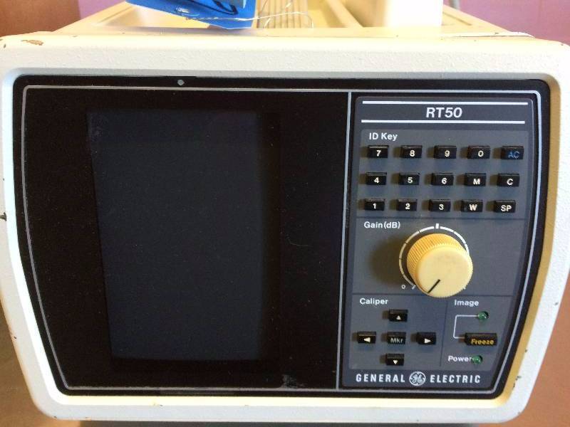 lot 1 image: WOW Retails Used $625 General Electric GE RT50 Ultrasound  Veterinary Medical Clinic Model 46-253577G1 Portable Diagnostic Vascular Ultrasound With Power Supply - Super Working Condition