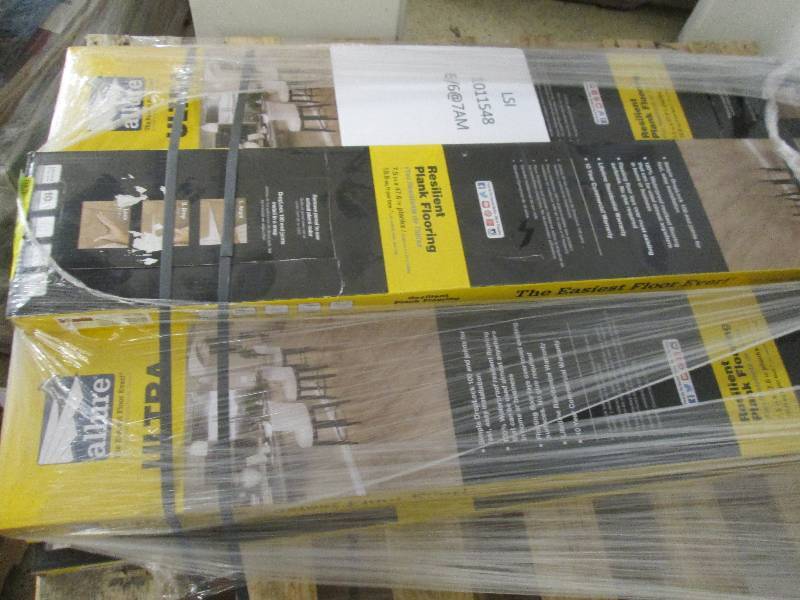 lot 2 image: 10 cases Traffic Master Allure Ultr...