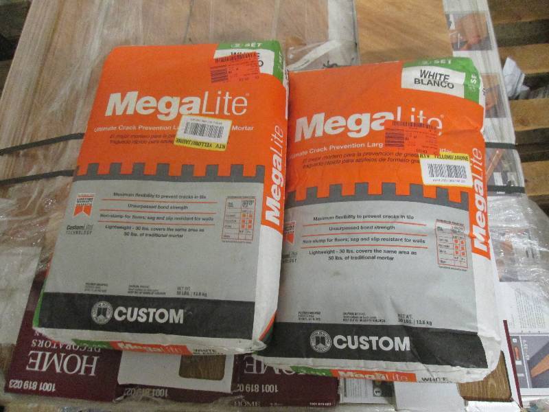 lot 53 image: 2 Bags Custom Building Products Meg...