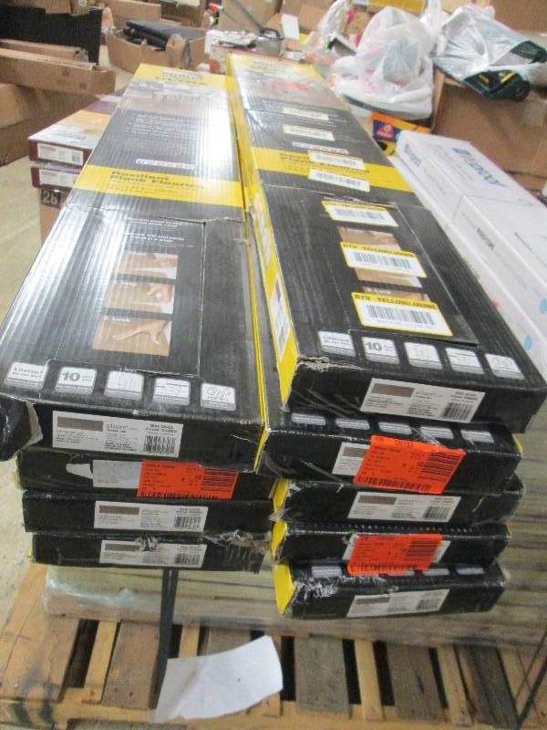 lot 56 image: 9 cases Traffic Master Allure Ultra...