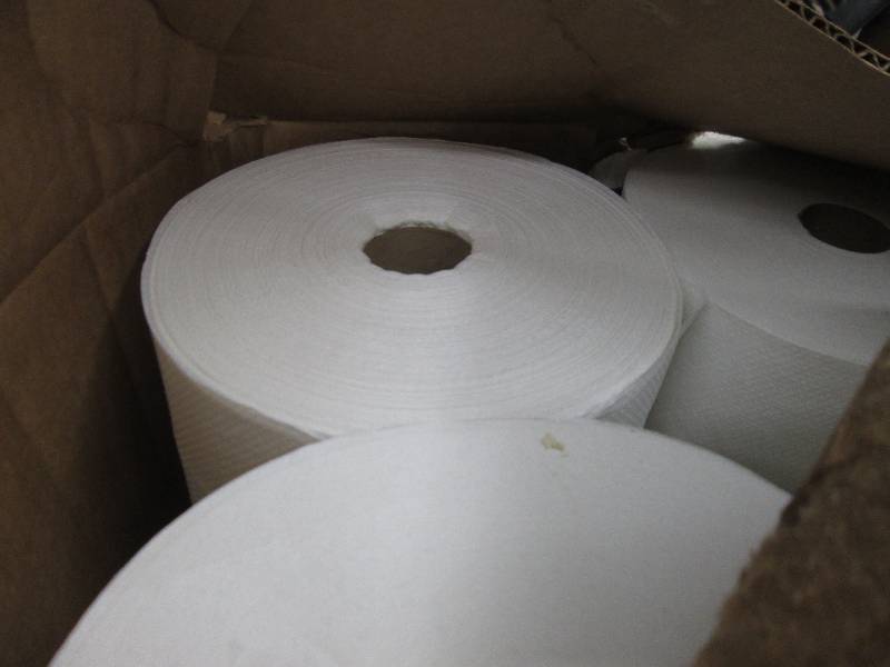 lot 160 image: Case of 12 Rolls of Scott Brand Rol...