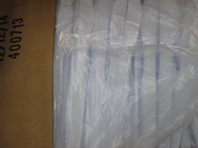 lot 162 image: Case of 1000 HD Dixie Plastic Knive...