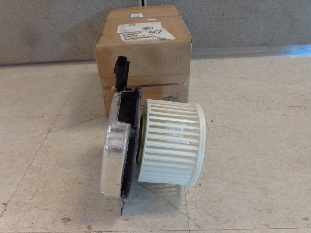 lot 12 image: Blower Motor