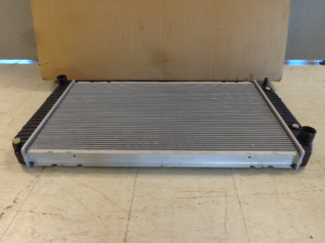 lot 13 image: Spectra Automotive Radiator