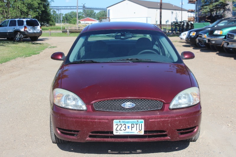 2005 Ford Taurus SEL