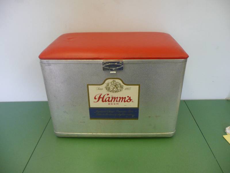 Vintage best sale hamms cooler