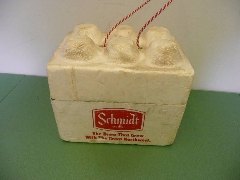 lot 7 image: Very Cool Vintage Schmidt Beer Styrofoam Beer Cooler - See Pictures