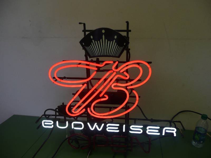 lot 10 image: Budweiser Neon Light W Open Light On Separate Switch (Open Switch Needs To Be Fixed) - Approx 32wide 30high - See Pictures
